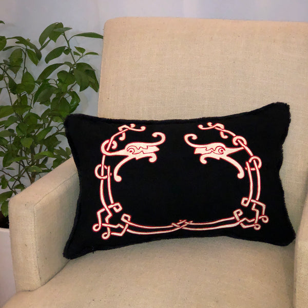 black small pillow